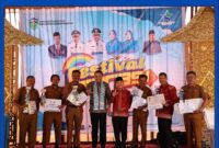 Walikota Sungai Penuh, Alfin saat memgukuhkan Bunda Literasi dan Buka Festival Literasi Sungai Penuh