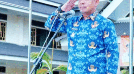 Wakil Bupati Tebo, Nazarudin Efendi, memimpin Upacara Kesadaran Nasional dan meluncurkan Gerakan S-Empat Genting di halaman kantor Bupati