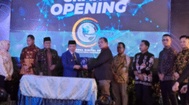 Gubernur Jambi, Al Haris, saat menghadiri Grand Opening dan menandatangani MoU antara Pemerintah Provinsi Jambi dan PT Global Digital Core.