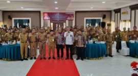 Foto bersama Gubernur Jambi, Alharis bersama pejabat eselon II Pemprov Jambi selaku peserta Bimtek