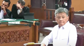 Foto : Brigjen Pol Hendra Kurniawan saat menjalani sidang etik Polri