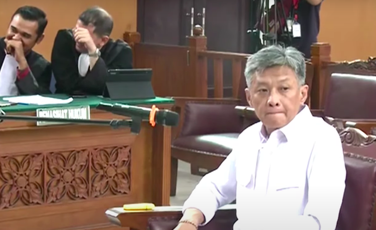 Foto : Brigjen Pol Hendra Kurniawan saat menjalani sidang etik Polri
