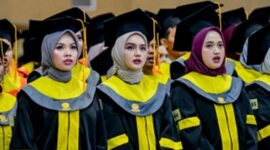 Khususnya Gen Z, hidup di ibu kota kini bukan hanya soal mengejar karier atau gelar pendidikan. Banyak dari mereka berada di persimpangan ingin kuliah demi masa depan