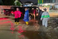 Hingga malam dinas PUPR Kerinci bersama instansi terkait terus berupaya mengantisipasi banjir meluas