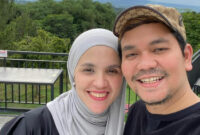 Artis Indra Bekti bersama Istri, yang berencana pindah ke Australia.