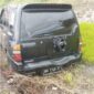 Tampak mobil eskudo milik PNS desa koto majidin masuk sawah, diduga karena supir pingsan.