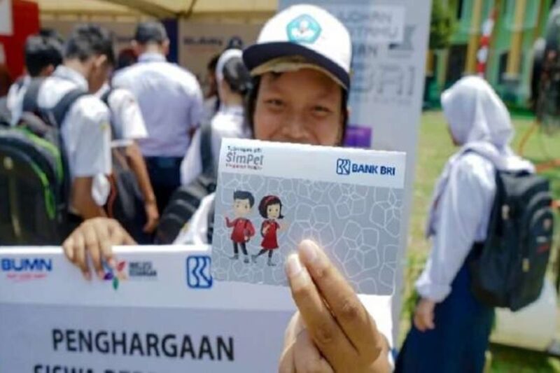 Siswa saat Pencairan Dana PIP yang dijadwalkan penyalurannya November-Desember 2025