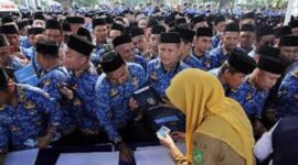 Foto : ASN. Kepala BKN , Prof. Zudan Arif Fakrullah minta Pemda Memperlakukan PNS dan PPPK secara setara.