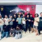 Dua Pelaku penculikan anak tertunduk lesu, usai diamankan tim gabungan, Tim Resmob Polda Jambi, Polres Kerinci dan Polrestabes Makassar