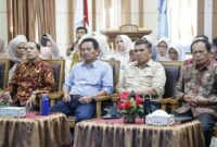 Wakil Walikota Sungai Penuh, Azhar Hamzah, saat mengikuti Zoom dalam Agenda Penganugerahan Kabupaten/Kota Sehat (Swasti Saba) dan STBM Award Tahun 2025.