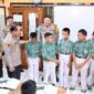 enam siswa SDN Setu 02 Cipayung, Jakarta Timur menjadi sorotan publik usai mengembalikan HP Temuan ke Polisi