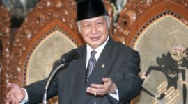 Dokumentasi Foto Soeharto yang bakal Dianugerahi Pahlawan Nasional