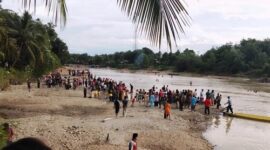 Prosesi pencarian Azhar (10) tenggelam saat berenang di Sungai Batang Tebo,