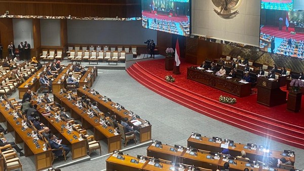 DPR RI Sahkan RKUHAP jadi UU