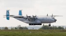 Ilustrasi dan penampakan pesawat Antonov An-22 Antey saat masih beroperasi