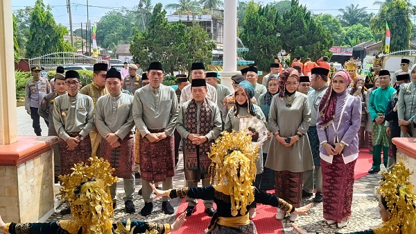 Gubernur Jambi, Alharis hadiri HUT batang Hari KE 77