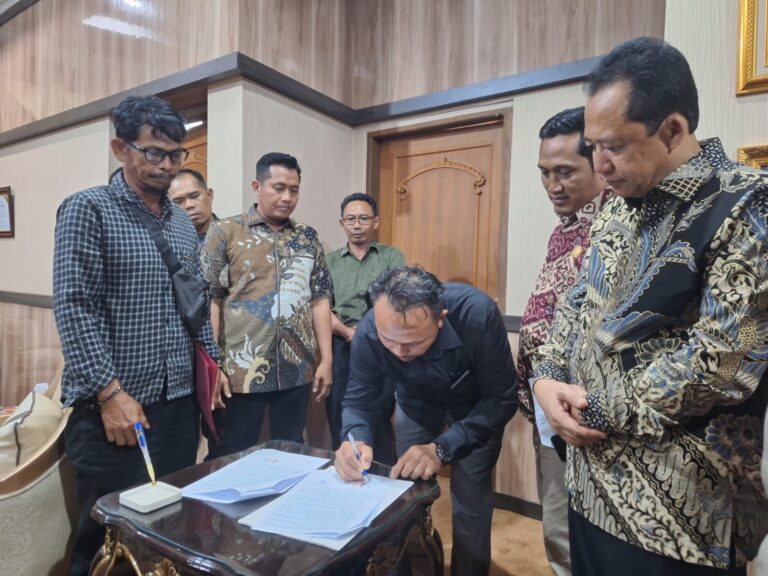 Konflik Pompong di Muaro Jambi Berakhir damai.