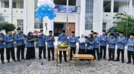 Wakil Walikota Sungai Penuh saat pimpin Upacara dalam rangka HUT PGRI