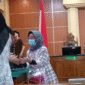 Mantan anggota DPR Suliyanti saat menjalani sidang kasus suap APBD Jambi tahun 2017