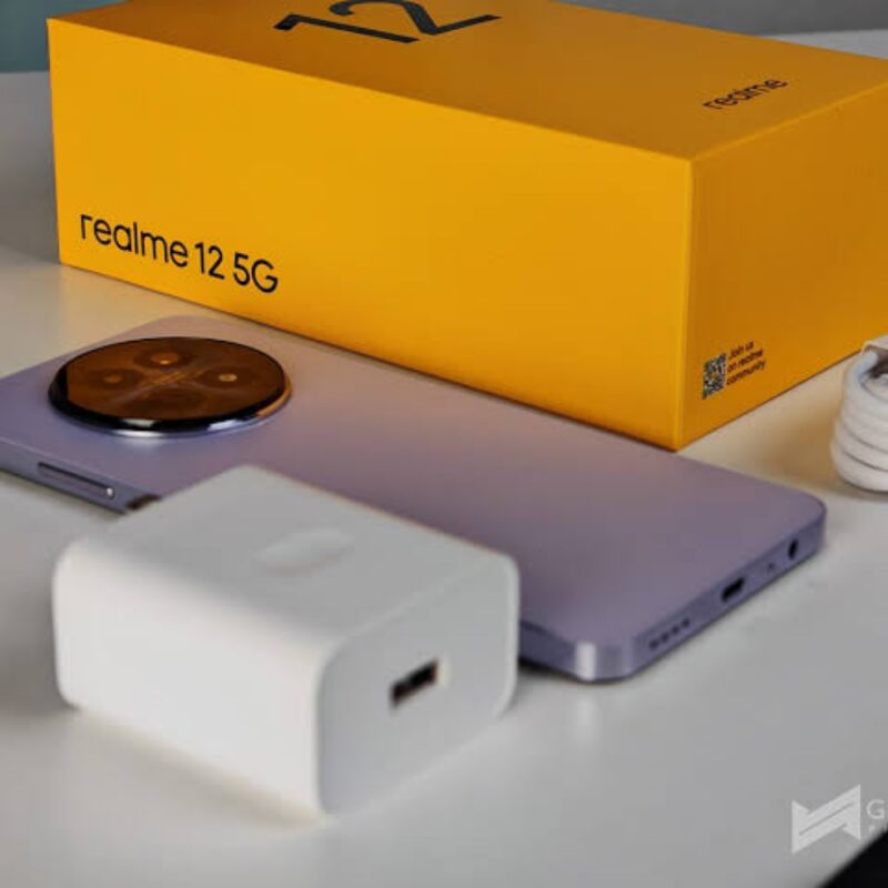 Penampakan realme 12 5 G