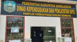 Pelayanan Kependudukan di Dukcapil Terbantu oleh program Pak Kades Maju
