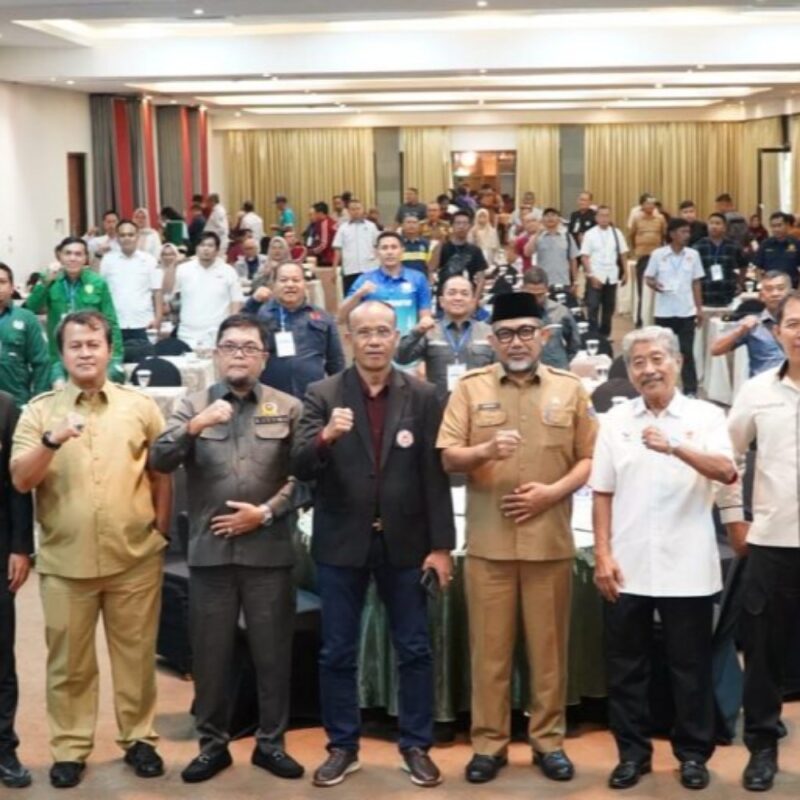 Sekda Provinsi Jambi Hadiri Rakerprov KONI Provinsi Jambi.