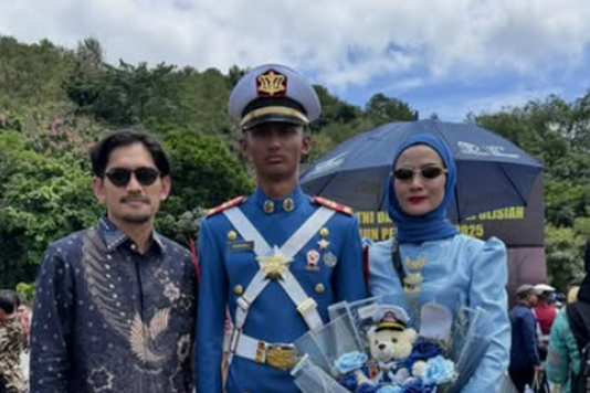 Ibnu Jamil Saat hadiri wisuda anak sulungnya