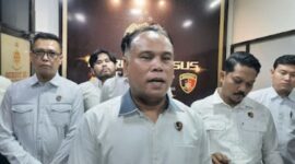 Dirreskrimsus Polda Jambi Kombes Pol Taufik Nurmandia saat menjelaskan penetapan tersangka kasus dugaan kasus korupsi alat praktek SMK.