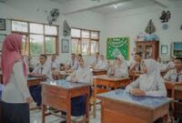 Foto : Praktek mengajar sebagai salah satu penilaian dalam PPG Guru