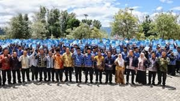 Ilustrasi pembagian SK PPPK paruh waktu yang akan digelar besok