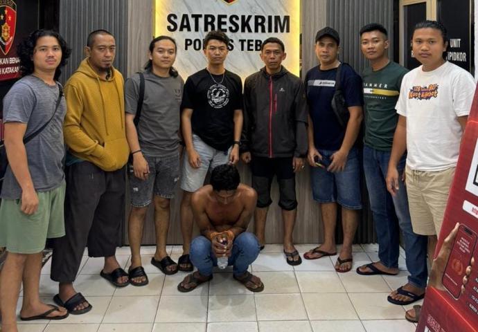 Satreskrim Polres Tebo menangkap pelaku pencurian sepeda motor buk bidan.