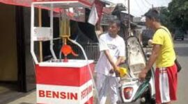 Usaha Pertamini kecil-kecil, untungnya gila-gilaan