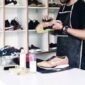 Tren sepatu bersih dan wangi, menjadi salah satu peluang untuk membuka usaha laundry sepatu. Dengan modal murah, untung besar.