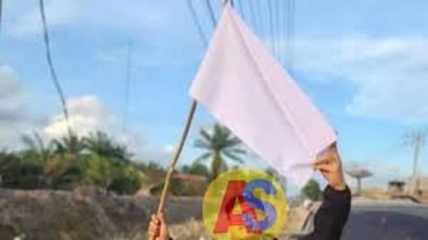 Warga Aceh kibarkan bendera putih