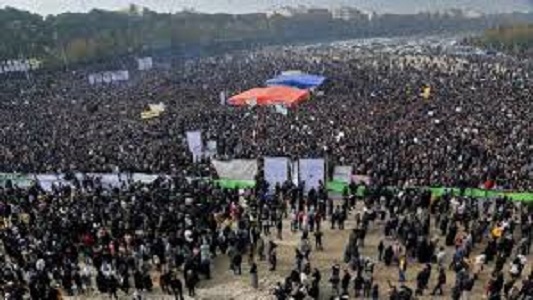 Aksi demo yang digelar rakyat Iran