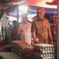 Bupati Sarolangun, H Hurmin saat sidak di salah satu pasar Sarolangun