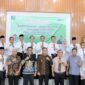 Foto Bersama Wakil Bupati Sarolangun, Gerry Trisatwika dengan peserta uji kompetensi