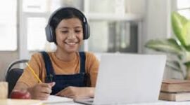 Ilustrasi strategi sukses bisnis Les Online