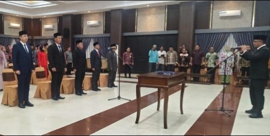 Prosesi Pelantikan 5 Pejabat Eselon II Hasil Lelang Jabatan JPT Pemkab Tebo.