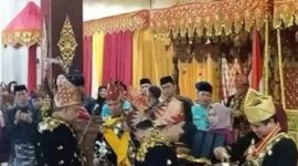 Prosesi pemberian gelar adat ke 7 Pimpinan Forkopimda Jambi.