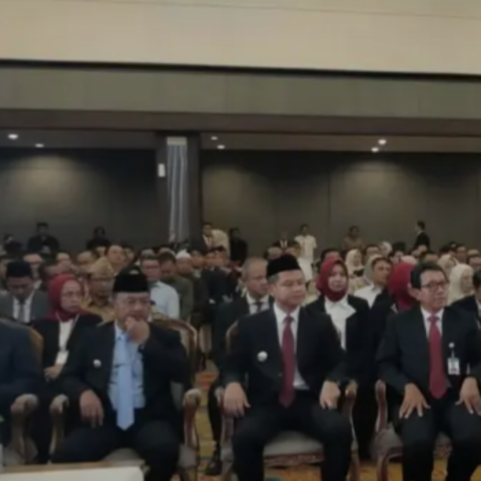 Wakil Bupati, H Murison saat menghadiri Pengukuhan Kepala BI Jambi.