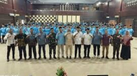 Foto bersama Bupati Tebo, Agus Rubiyanto bersama pengurus PPDI yang baru dilantik