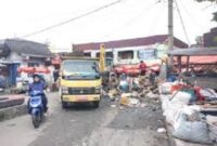 Tampak tumpukan sampah dilokasi TPST yang ada di Sungai Penuh