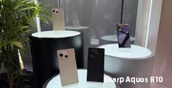Tampilan smartphone Sharp Aquos R10
