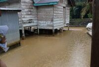 Salah satu unggahan dari warga Bungo di FB terkait banjir didesanya. 