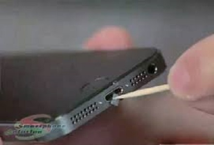 Ilustrasi Hp tidak bisa di cas