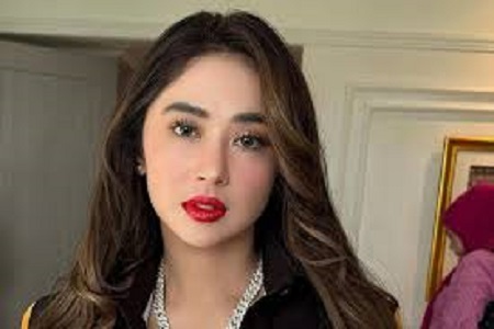 Foto ; Dewi Persik