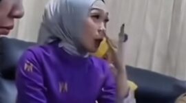Viral di tiktok, seorang guru menangis atas kesenjangan gaji guru honorer dan SPPG