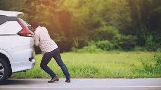 Ilustrasi amankah mobil matic didorong