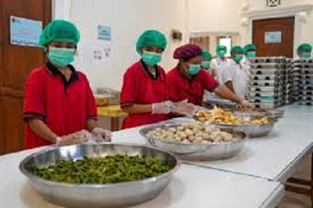 Tiga jabatan petugas MBG bakal terima gaji dari APBN